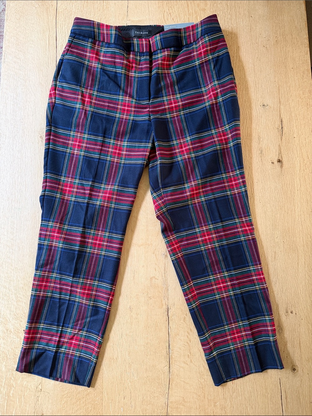 Talbots High Waisted Hampshire Navy and Red Plaid Women’s Pants